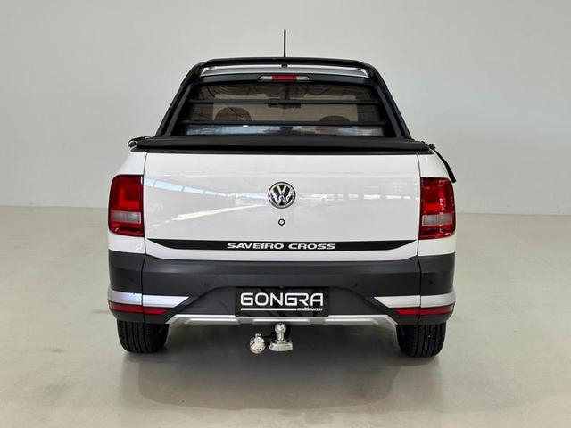 Foto do veículo VOLKSWAGEN SAVEIRO  CROSS CD 1.6 MSI TOTAL FLEX 2018 52.265 KM 89.900,00