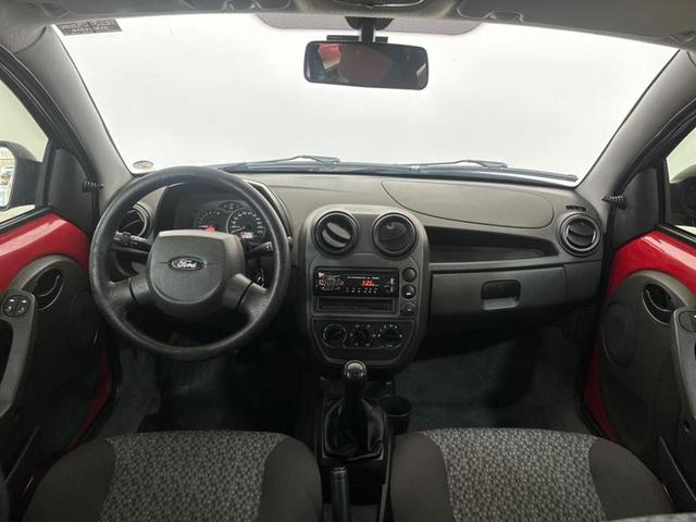Foto do veículo FORD PAJERO DAKAR  1.0 8V 2P 2012 107.859 KM 26.900,00