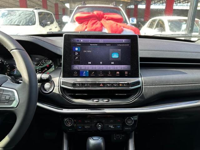 Foto do veículo JEEP COMPASS  T270 80 ANOS 1.3 TB 4X2 FLEX AUT 2022 32.300 KM 141.900,00