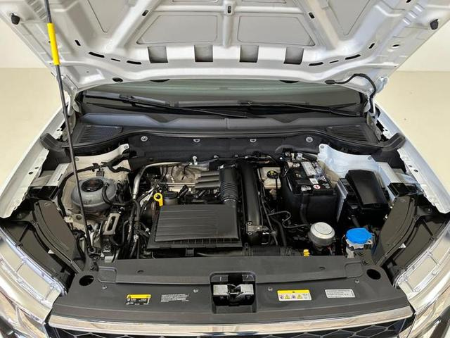 Foto do veículo VOLKSWAGEN TAOS  HL TSI AE 2022 33.559 KM 166.900,00