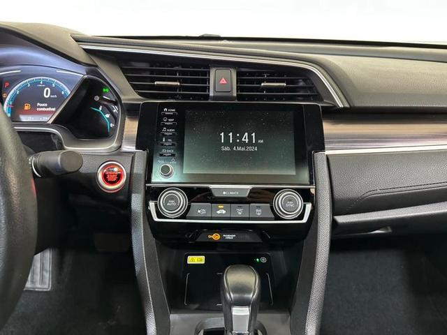 Foto do veículo HONDA CIVIC  SEDAN TOURING 1.5 TURBO 16V AUT.4P 2021 44.819 KM 156.900,00