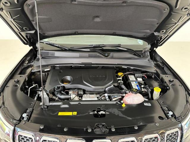 Foto do veículo JEEP COMPASS  LONG TF 2022 10.851 KM 141.900,00