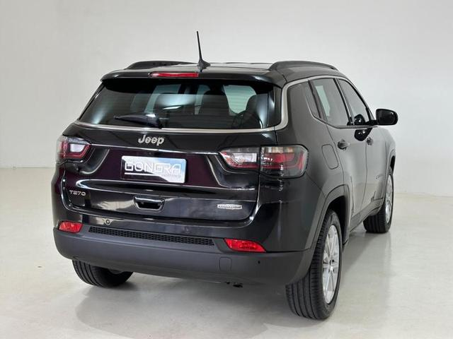 Foto do veículo JEEP COMPASS  LONG TF 2022 10.851 KM 141.900,00
