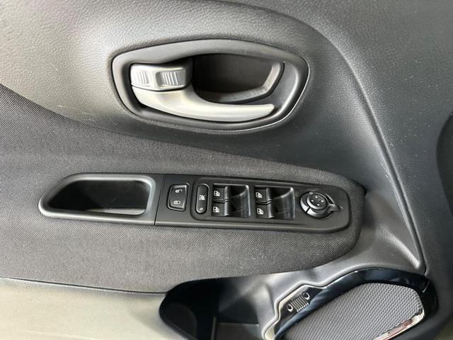 Foto do veículo JEEP RENEGADE  SPORT AT 2021 16.384 KM 88.900,00