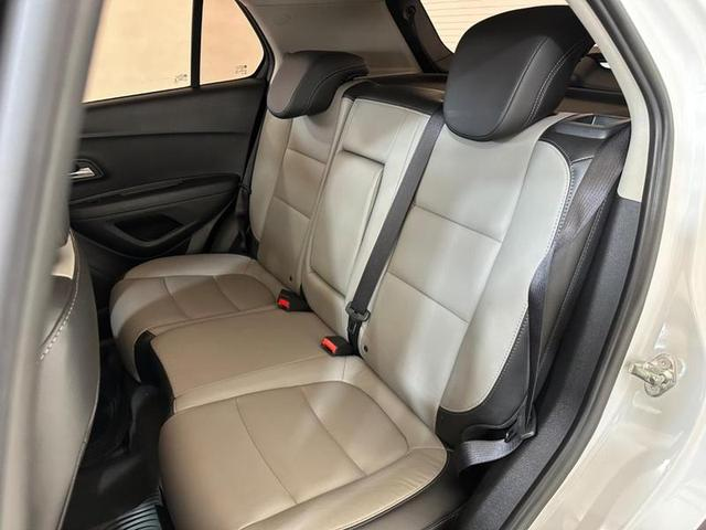 Foto do veículo CHEVROLET TRACKER  LTZ AT 2015 33.200 KM 79.900,00