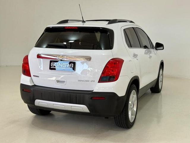 Foto do veículo CHEVROLET TRACKER  LTZ AT 2015 33.200 KM 79.900,00