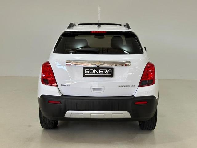 Foto do veículo CHEVROLET TRACKER  LTZ AT 2015 33.200 KM 79.900,00