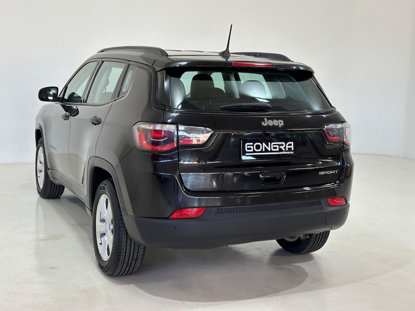 Foto do veículo JEEP COMPASS  2.0 SPORT 4X2 16V GASOLINA 4P AUT 2018 74.160 KM 89.900,00