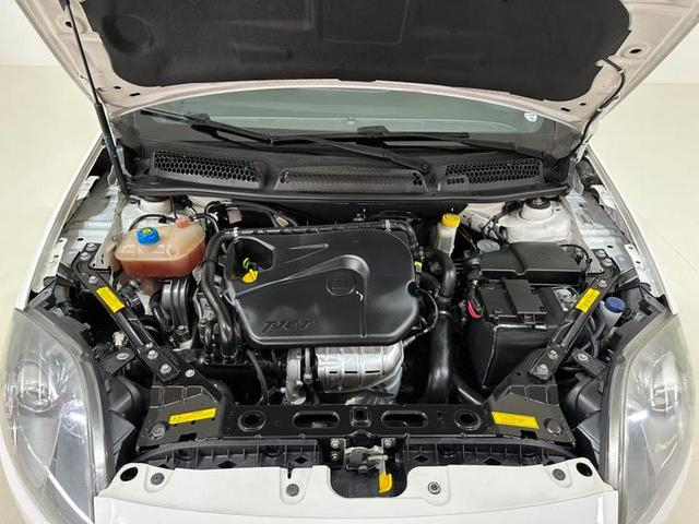 Foto do veículo FIAT BRAVO  TURBO T-JET 2014 126.315 KM 57.900,00