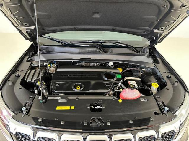 Foto do veículo JEEP COMMANDER  OVR TD380 2022 10.435 KM 223.900,00