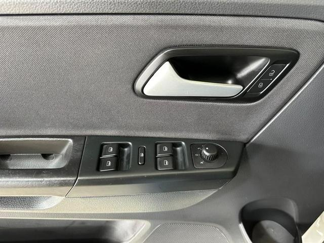 Foto do veículo VOLKSWAGEN CROSSFOX  1.0 8V (G2) 4P 2014 121.380 KM 42.900,00