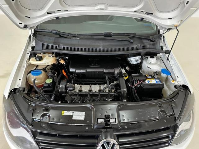 Foto do veículo VOLKSWAGEN CROSSFOX  1.0 8V (G2) 4P 2014 121.380 KM 42.900,00