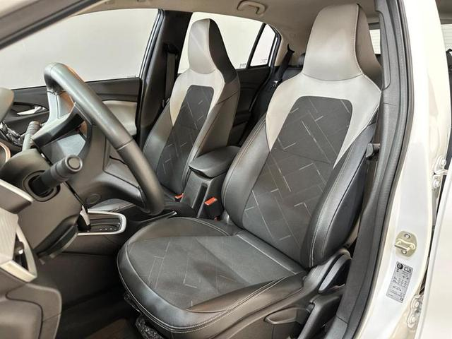 Foto do veículo CHEVROLET ONIX  10TAT PR1 2020 25.750 KM 84.900,00
