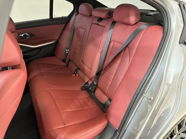 Foto do veículo BMW 320I A 2.0 TB M SPORT ACTIVEFLEX 16V 4P 2024 2.632 KM 363.900,00