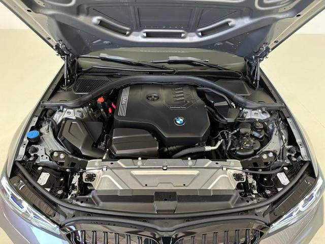 Foto do veículo BMW 320I A 2.0 TB M SPORT ACTIVEFLEX 16V 4P 2024 2.632 KM 363.900,00