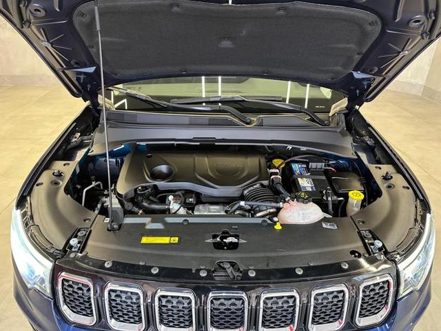 Foto do veículo JEEP COMPASS  LONG TF 2022 53.657 KM 129.900,00