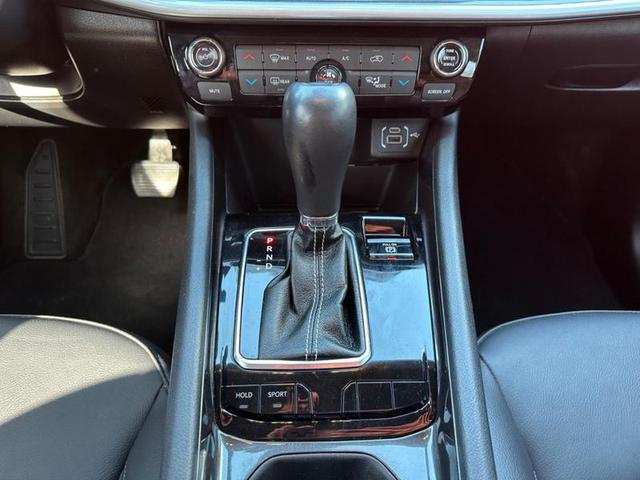 Foto do veículo JEEP COMPASS  LONG TF 2022 57.280 KM 129.900,00