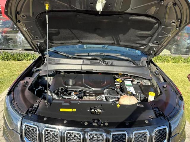 Foto do veículo JEEP COMPASS  LONG TF 2022 57.280 KM 129.900,00