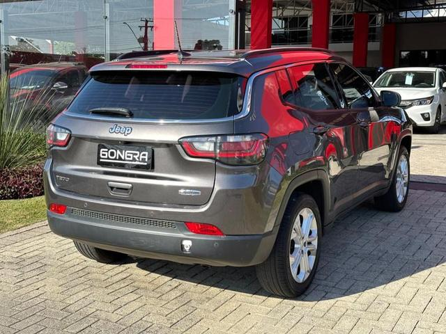 Foto do veículo JEEP COMPASS  LONG TF 2022 57.280 KM 129.900,00