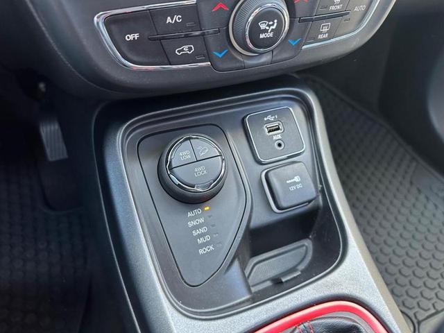 Foto do veículo JEEP COMPASS  TRAILHAWK D 2021 38.788 KM 141.900,00
