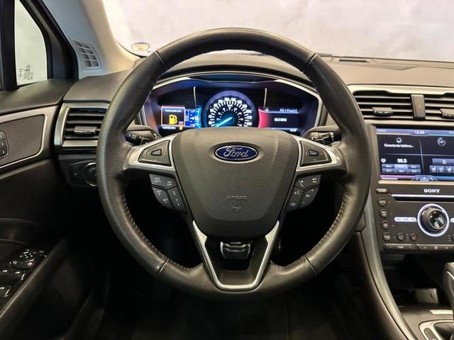 Foto do veículo FORD FUSION  TITANIUM 2.0 GTDI ECO AWD AUT 2016 26.464 KM 95.900,00