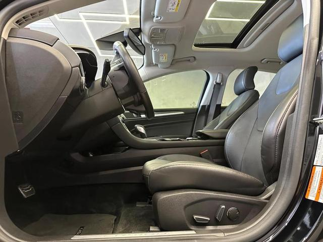 Foto do veículo FORD FUSION  TITANIUM 2.0 GTDI ECO AWD AUT 2016 26.464 KM 95.900,00