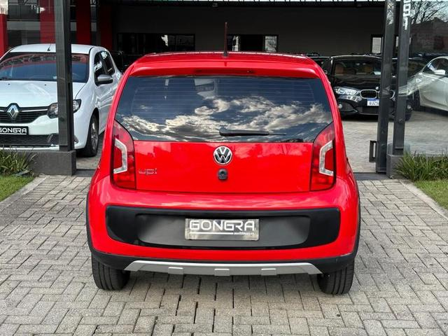 Foto do veículo VOLKSWAGEN UP  TRACK 1.0 12V 5P 2017 50.000 KM 49.900,00