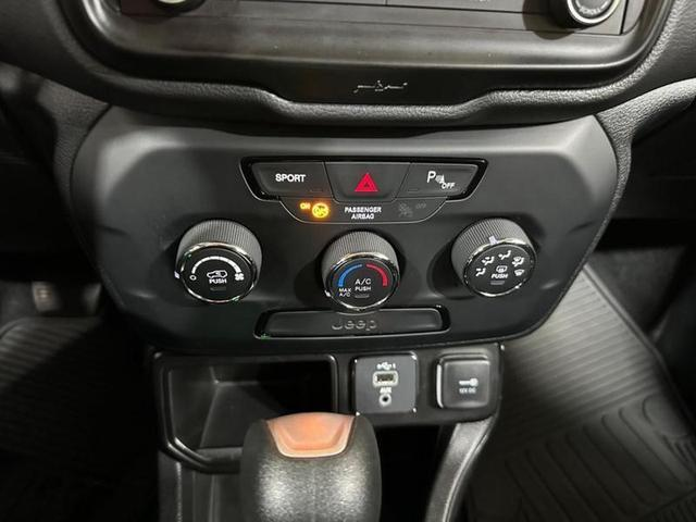Foto do veículo JEEP RENEGADE  1.8 16V FLEX SPORT 4P AUTOMÁTICO 2021 22.739 KM 88.900,00