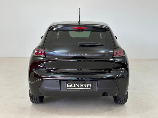 Foto do veículo PEUGEOT 208  LIKE MT 2023 7.100 KM 68.900,00