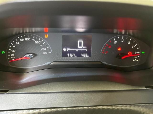Foto do veículo PEUGEOT 208  LIKE MT 2023 7.100 KM 68.900,00