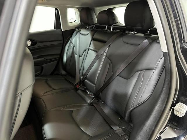 Foto do veículo JEEP COMPASS  LIMITED TF 2023 32 KM 169.900,00