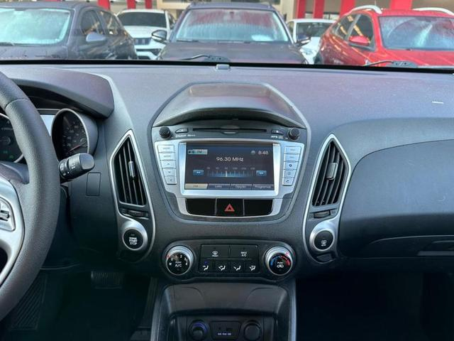 Foto do veículo HYUNDAI IX35  2.0 2013 93.250 KM 67.900,00