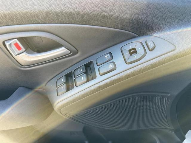 Foto do veículo HYUNDAI IX35  2.0 2013 93.250 KM 67.900,00