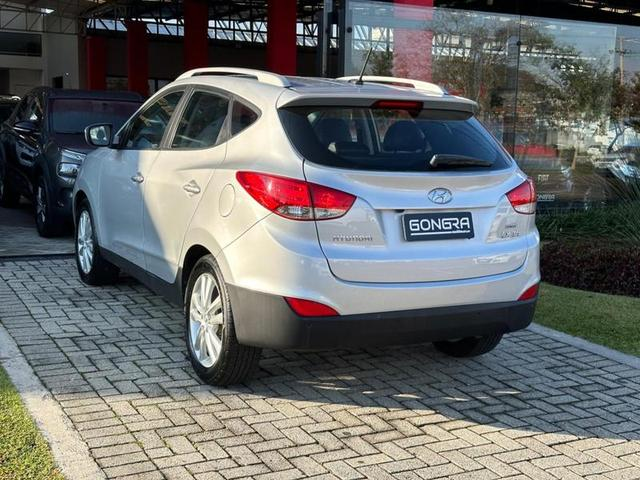 Foto do veículo HYUNDAI IX35  2.0 2013 93.250 KM 67.900,00