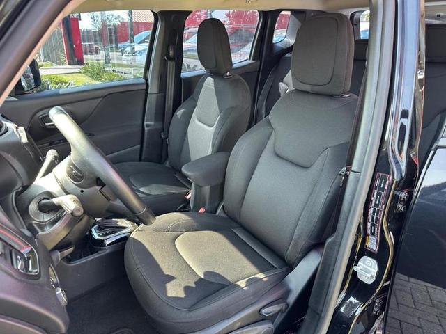 Foto do veículo JEEP RENEGADE  SPORT 2021 28.803 KM 88.900,00