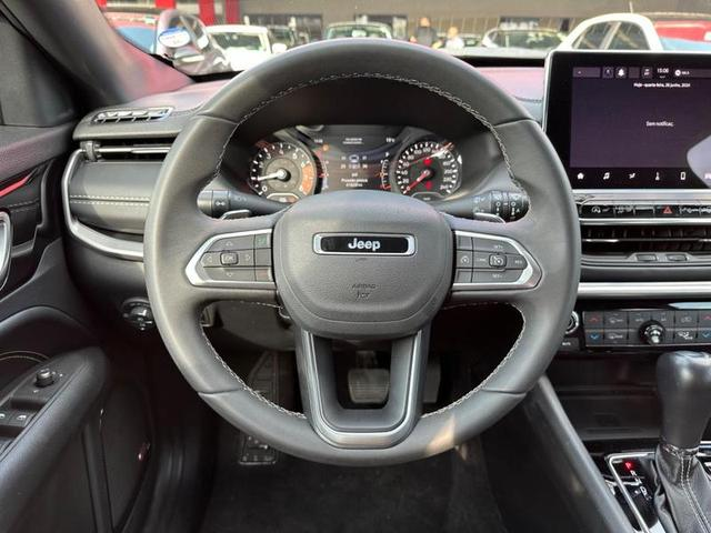 Foto do veículo JEEP COMPASS  LONG TF 2022 41.743 KM 138.900,00