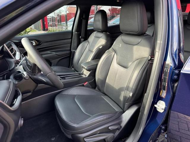 Foto do veículo JEEP COMPASS  LONG TF 2022 41.743 KM 138.900,00