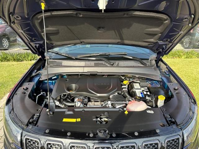 Foto do veículo JEEP COMPASS  LONG TF 2022 41.743 KM 138.900,00