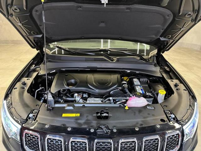 Foto do veículo JEEP COMPASS  LIMITED TF 2023 70 KM 175.900,00