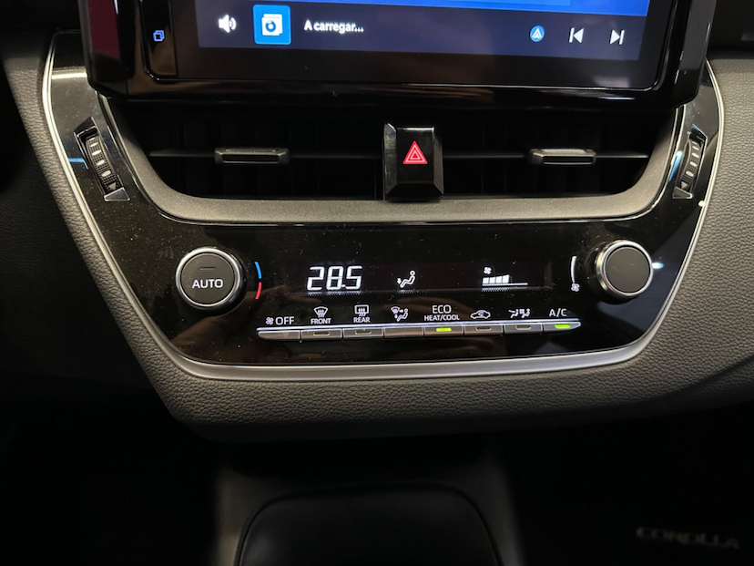 Foto do veículo TOYOTA COROLLA  GLI 20 2024 5.590 KM 139.900,00