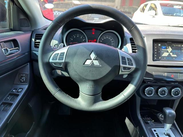 Foto do veículo MITSUBISHI LANCER  2.0 2014 126.756 KM 59.900,00
