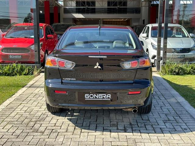 Foto do veículo MITSUBISHI LANCER  2.0 2014 126.756 KM 59.900,00