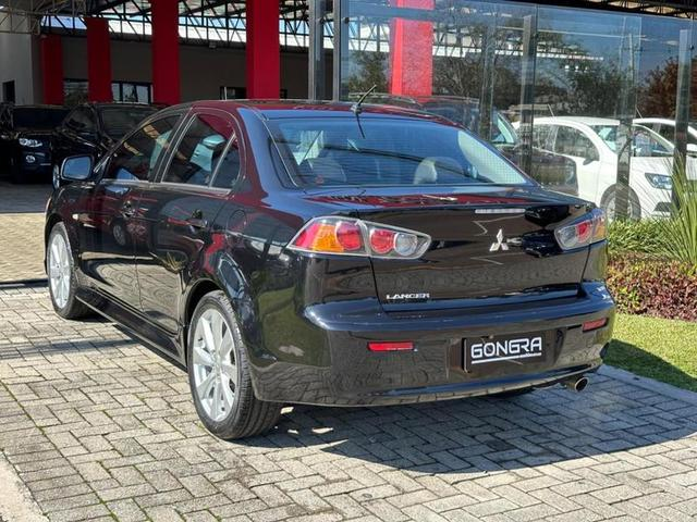 Foto do veículo MITSUBISHI LANCER  2.0 2014 126.756 KM 59.900,00