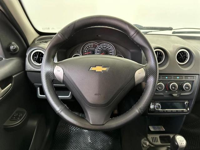 Foto do veículo CHEVROLET CELTA  1.0 LT 2015 116.312 KM 38.900,00