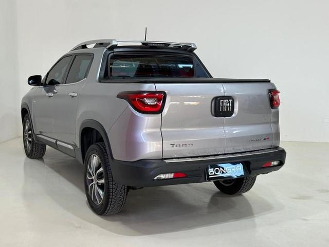 Foto do veículo FIAT TORO  2.0 16V TURBO DIESEL VOLCANO 4WD 2021 54.106 KM 140.900,00
