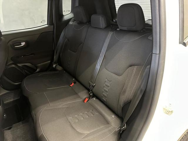 Foto do veículo JEEP RENEGADE  SPORT T270 FLEX 2023 11.165 KM 109.900,00
