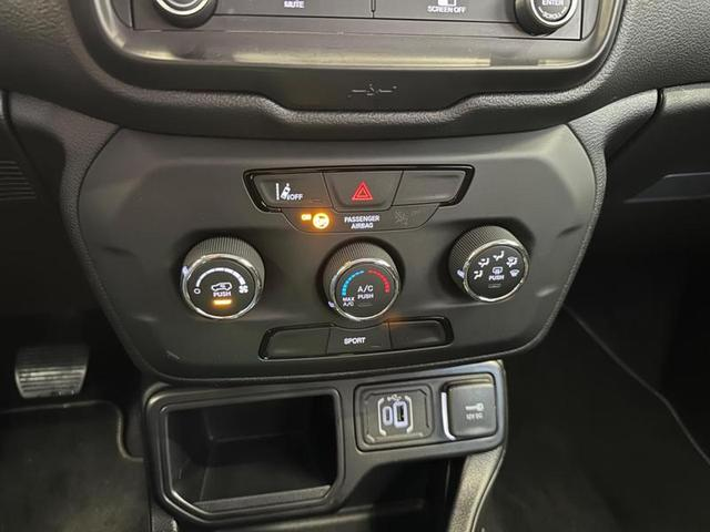 Foto do veículo JEEP RENEGADE  SPORT T270 FLEX 2023 7.767 KM 110.900,00