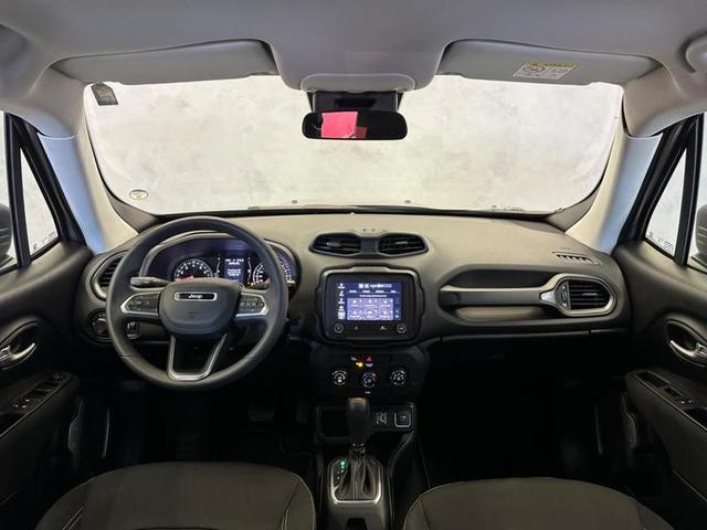 Foto do veículo JEEP RENEGADE  SPORT T270 FLEX 2023 7.767 KM 110.900,00