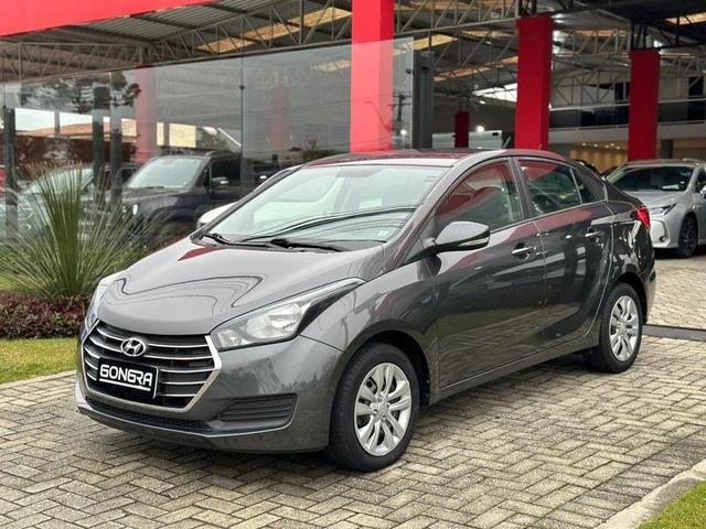 Foto do veículo HYUNDAI HB20S  1.6 A COMF 2016 51.298 KM 67.900,00