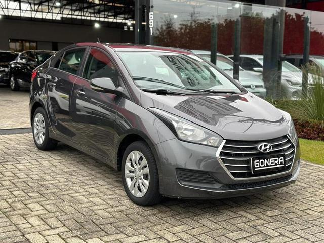 Foto do veículo HYUNDAI HB20S  1.6 A COMF 2016 51.298 KM 67.900,00